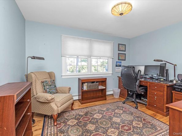 14 Olive Court, Rockville Centre NY 11570