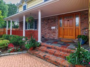 14 Olive Court, Rockville Centre NY 11570