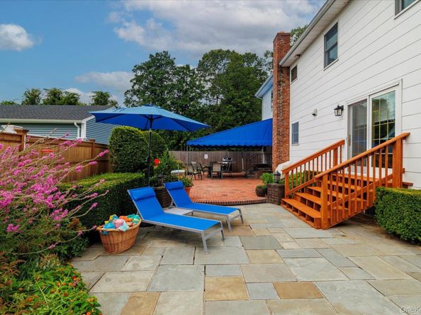 14 Olive Court, Rockville Centre NY 11570