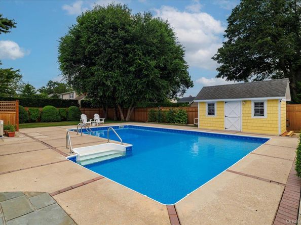 14 Olive Court, Rockville Centre NY 11570