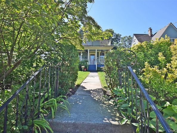 24038 Poplar Street, Douglaston NY 11363