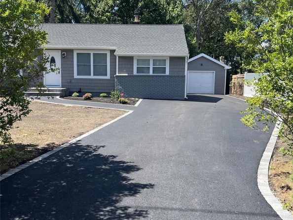 1140 Udall Road, Bay Shore NY 11706