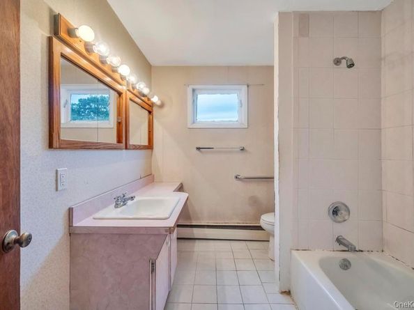 14 Woodvale Avenue, Kings Park NY 11754