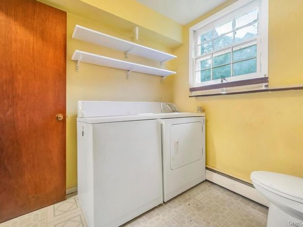 14 Woodvale Avenue, Kings Park NY 11754