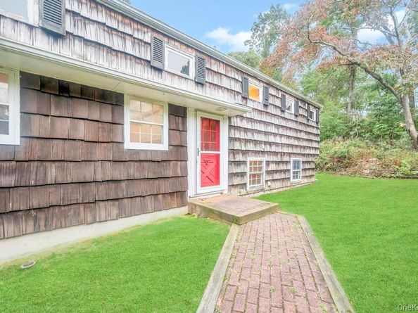 14 Woodvale Avenue, Kings Park NY 11754