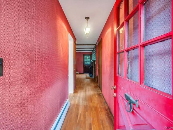 14 Woodvale Avenue, Kings Park NY 11754
