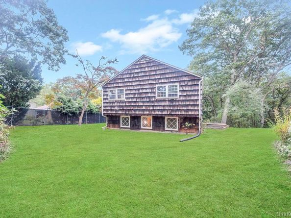 14 Woodvale Avenue, Kings Park NY 11754