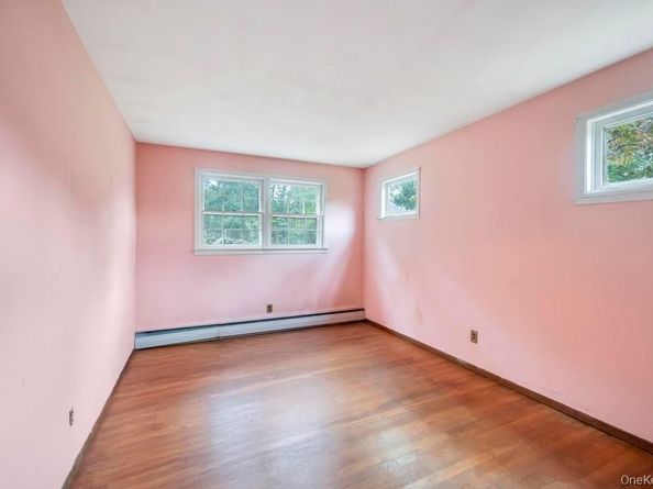 14 Woodvale Avenue, Kings Park NY 11754