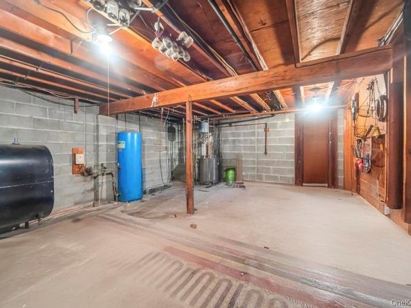 14 Woodvale Avenue, Kings Park NY 11754