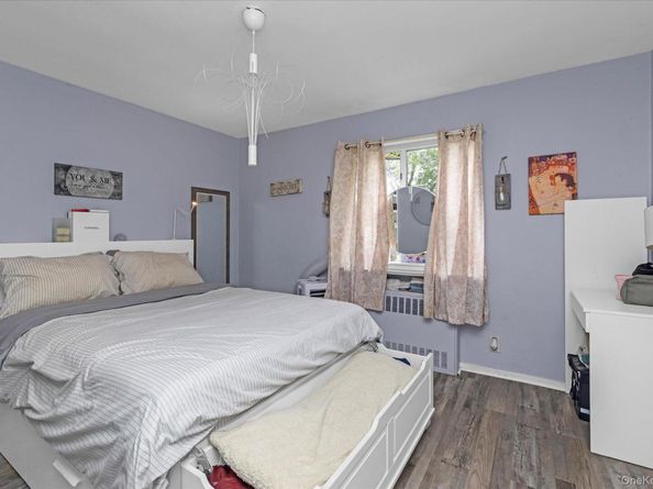 22402 Stronghurst Avenue 208, Queens Village NY 11427