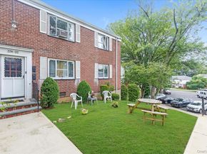 22402 Stronghurst Avenue 208, Queens Village NY 11427