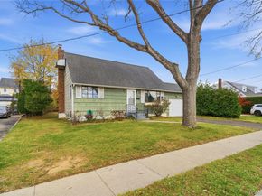 207 N Nassau Avenue, Massapequa NY 11758