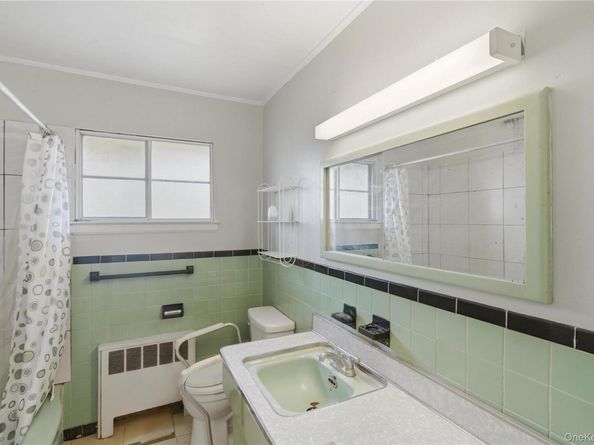 207 N Nassau Avenue, Massapequa NY 11758