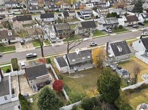 207 N Nassau Avenue, Massapequa NY 11758