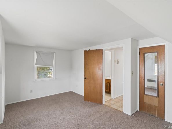 207 N Nassau Avenue, Massapequa NY 11758