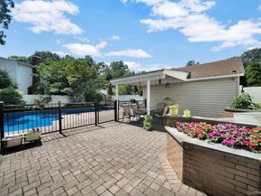 76 Balcom Road, Farmingdale NY 11735