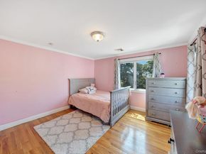 76 Balcom Road, Farmingdale NY 11735