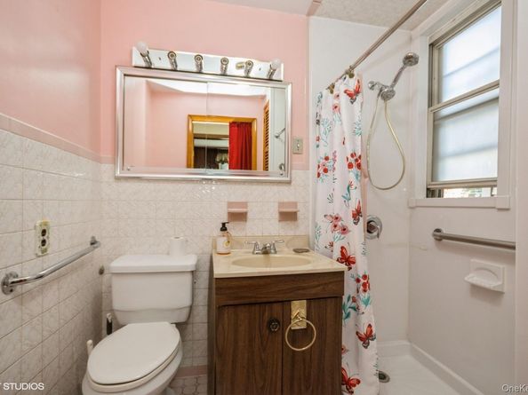 4261 Byron Avenue, Bronx NY 10466