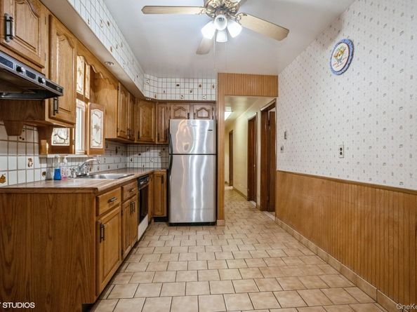 4261 Byron Avenue, Bronx NY 10466