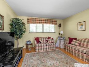 41 Villanova Lane, Dix Hills NY 11746