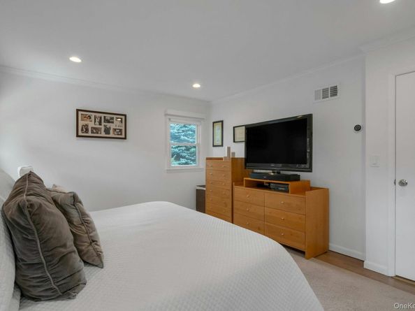 125 Darling Avenue, New Rochelle NY 10804