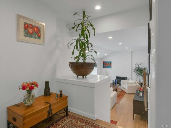 125 Darling Avenue, New Rochelle NY 10804