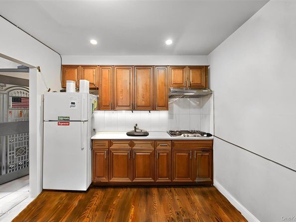 150-30 Booth Memorial Avenue, Flushing NY 11355