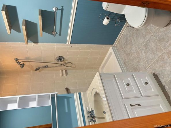 3068 Xavier Place, Oceanside NY 11572