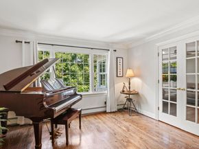 5 Barnyard Lane, Setauket NY 11733