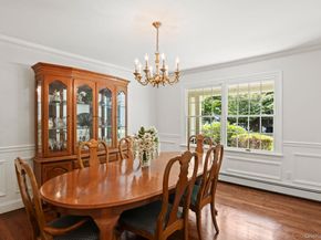 5 Barnyard Lane, Setauket NY 11733