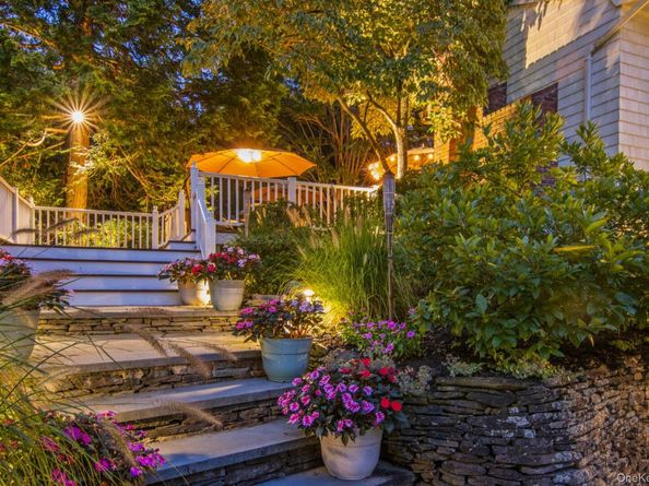 5 Barnyard Lane, Setauket NY 11733