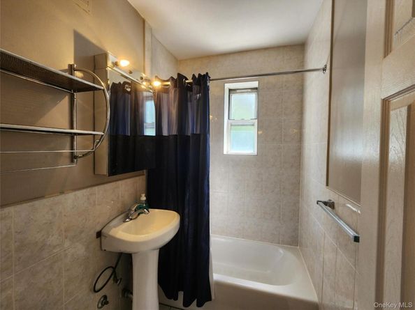 51-28 30th Avenue 6A, Woodside NY 11377