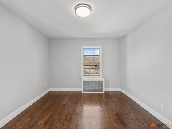 316 pennyfield Avenue, Bronx NY 10465