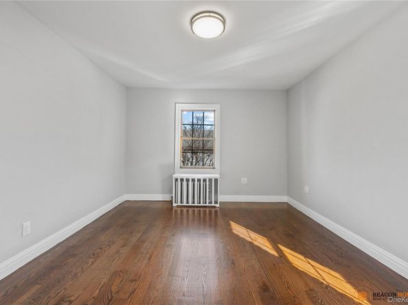 316 pennyfield Avenue, Bronx NY 10465