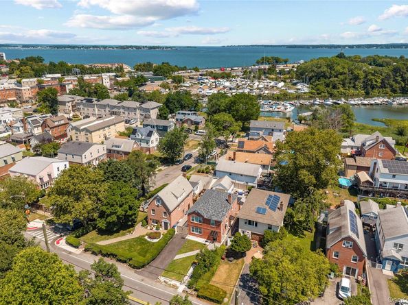 316 pennyfield Avenue, Bronx NY 10465