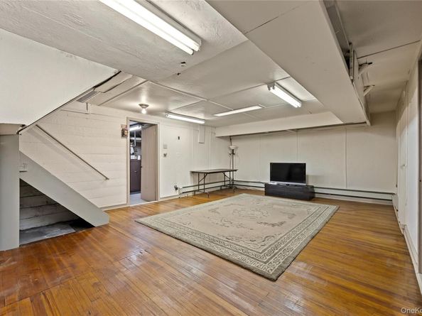 32-16 167th Street, Flushing NY 11358