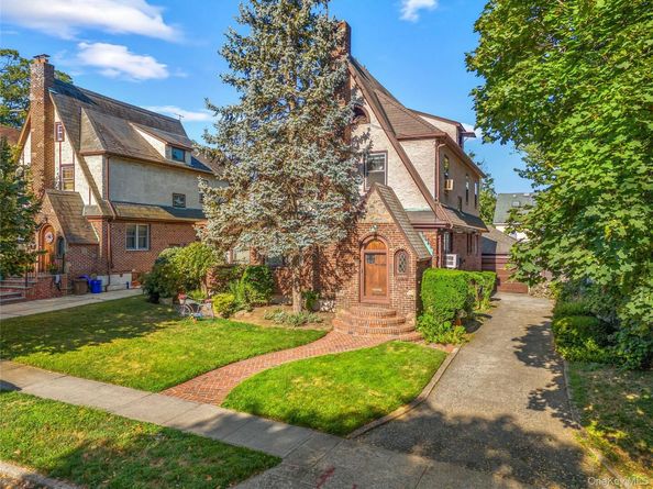 32-16 167th Street, Flushing NY 11358