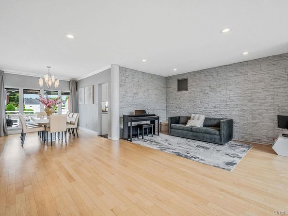 94 Forest Avenue, Massapequa NY 11758