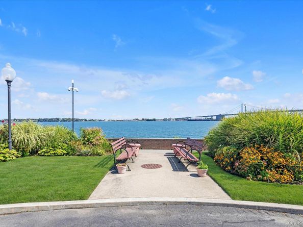 154-23 Riverside Drive 10B, Whitestone NY 11357