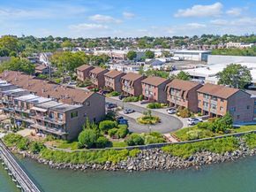 154-23 Riverside Drive 10B, Whitestone NY 11357