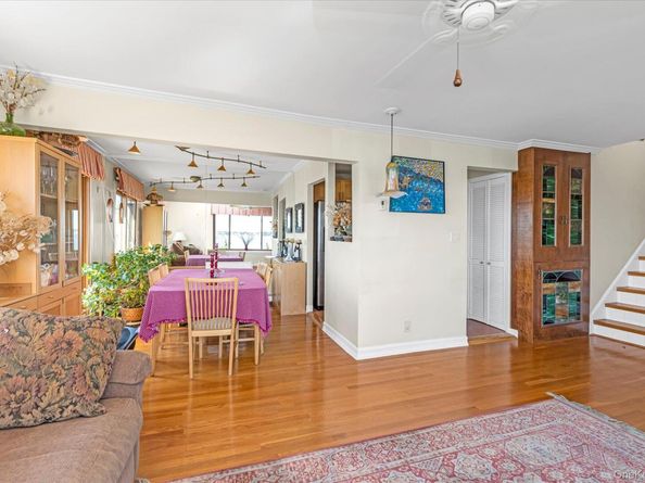 154-23 Riverside Drive 10B, Whitestone NY 11357