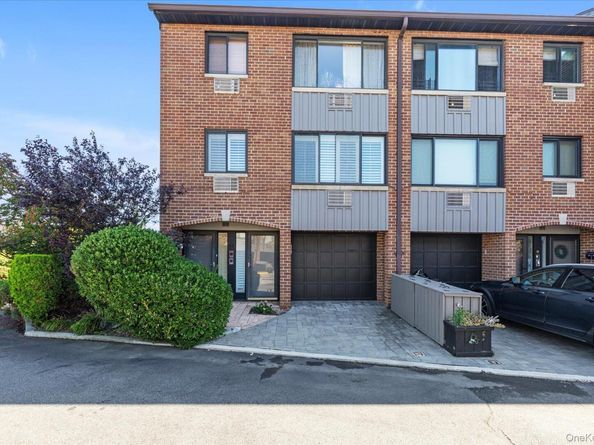 154-23 Riverside Drive 10B, Whitestone NY 11357