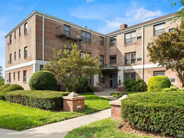 6 West Mill Drive 1A, Great Neck NY 11021
