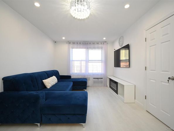 100-25 Queens Boulevard 7M, Forest Hills NY 11375