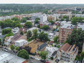 679 E 221st Street, Bronx NY 10467