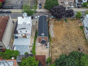 679 E 221st Street, Bronx NY 10467