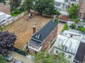 679 E 221st Street, Bronx NY 10467