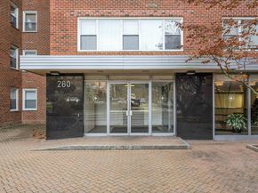 260 Garth Road 4E4, Scarsdale NY 10583