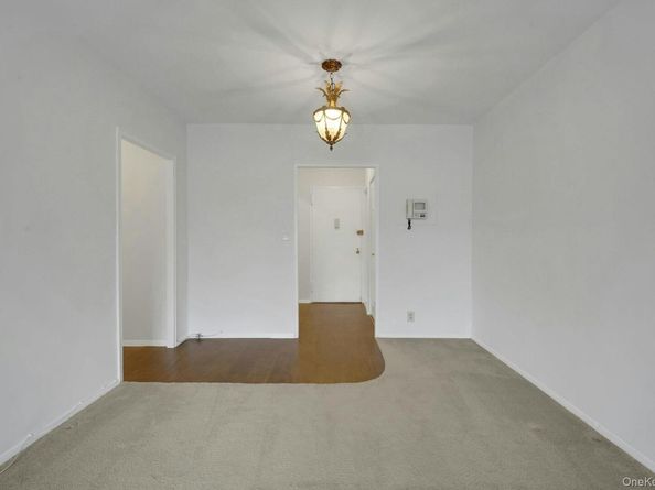 260 Garth Road 4E4, Scarsdale NY 10583