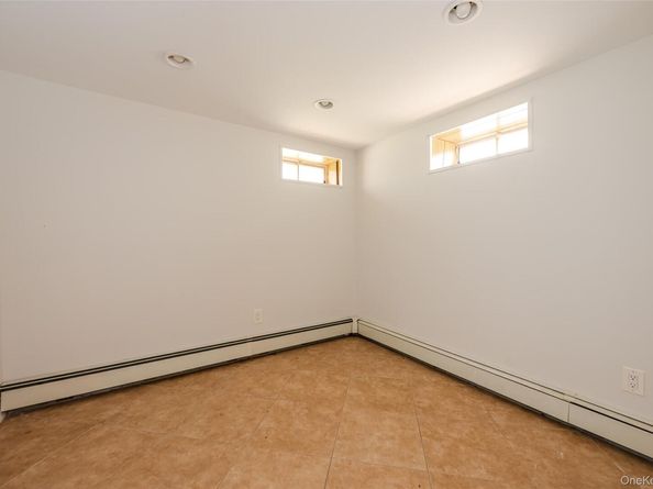 1139 Waverly Avenue, Farmingville NY 11738